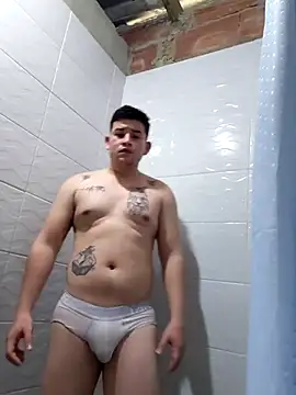 Snapshot of blanquito18_ chatting on 06/19/26, 04:11 blanquito18 online show from 06/19/26, 04:11
