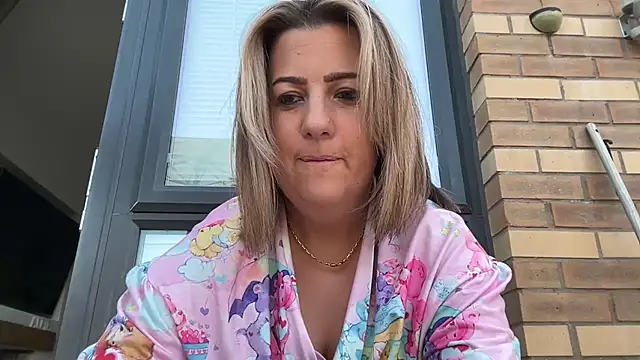 Snapshot of annabellewarick chatting on 07/21/26, 06:49 annabellewarick online show from 07/21/26, 06:49