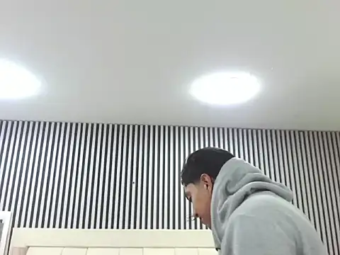 Alex Wolft online show from 04/11/26, 11:36