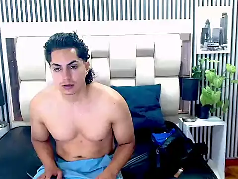 Alex Wolft online show from 07/09/26, 12:20