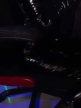 LadyIvanna online show from 03/19/26, 05:39