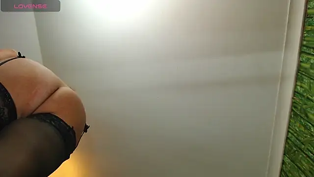 HairyQuinn online show from 11/12/25, 10:15