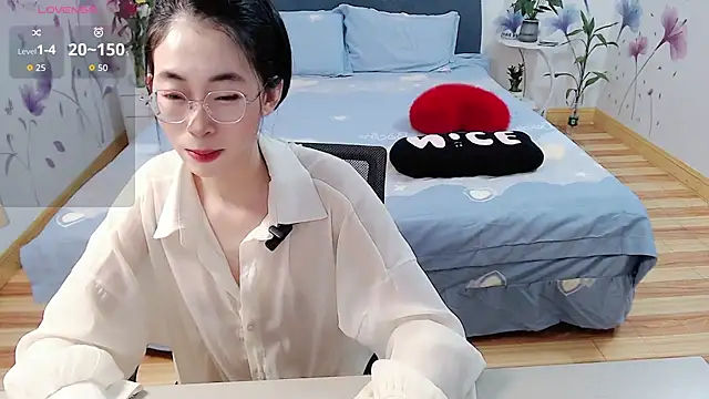 Snapshot of mila-baby-99 chatting on 04/26/26, 07:17 mila-baby-99 online show from 04/26/26, 07:17