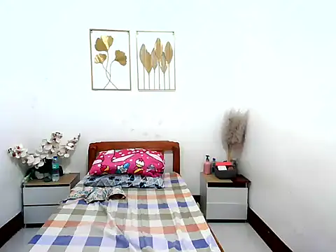 alluring girlie16xxx online show from 04/20/26, 12:41