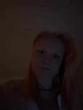 Snapshot of Fiebie_licious_ chatting on 05/31/26, 01:58 Fiebie licious online show from 05/31/26, 01:58