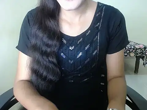 shreya sharma01 online show from 04/11/26, 05:23