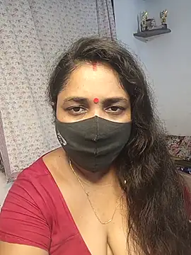Snapshot of Tanvi_My_Girl chatting on 06/03/26, 02:33 Tanvi My Girl online show from 06/03/26, 02:33
