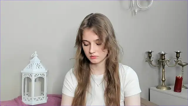 RubieHeiser online show from 04/15/26, 07:58