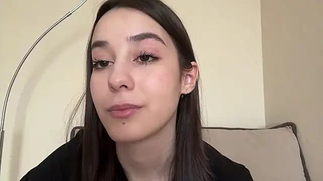 AdeleVelvet online show from 03/10/26, 09:25