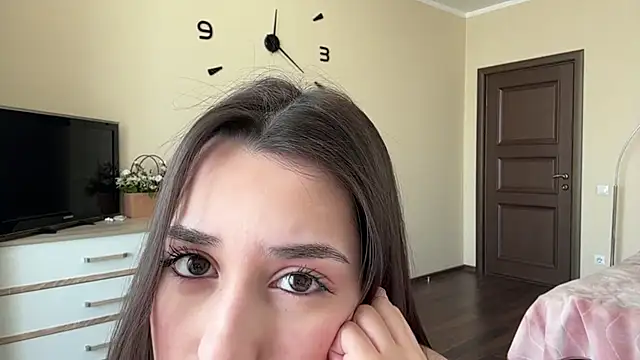 AdeleVelvet online show from 03/31/26, 09:21