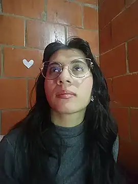 Amanda x1 online show from 05/13/26, 07:33