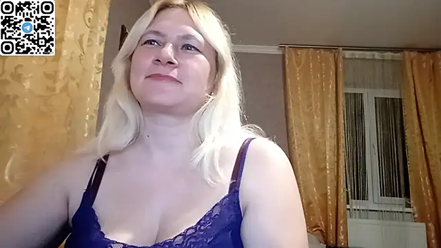 DiamondLady555 online show from 04/03/26, 07:01