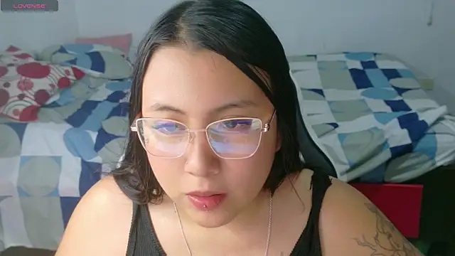 Snapshot of sexysofiaaa chatting on 03/13/26, 04:08 sexysofiaaa online show from 03/13/26, 04:08