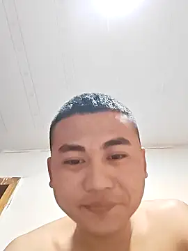 Snapshot of xiaocui06 chatting on 03/17/26, 12:52 xiaocui06 online show from 03/17/26, 12:52