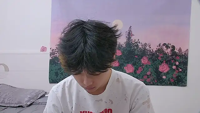 icecream-002 online show from 04/20/26, 11:46