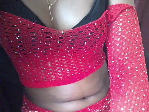 Couplehot00 online show from 06/30/26, 07:15