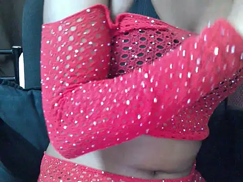 Couplehot00 online show from 08/01/26, 06:18