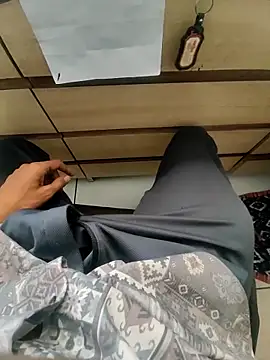 Snapshot of ritikx1a chatting on 03/09/26, 09:24 ritikx1a online show from 03/09/26, 09:24