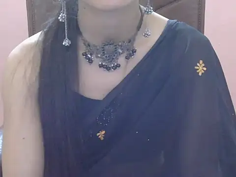 Snapshot of Lovely_Ananta chatting on 05/22/26, 04:45 Lovely Ananta online show from 05/22/26, 04:45