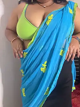Snapshot of ms_daizy chatting on 05/18/26, 02:45 ms daizy online show from 05/18/26, 02:45