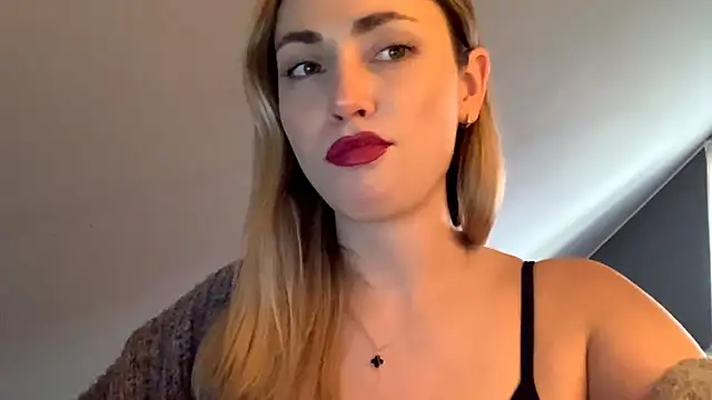 ScarlettSensitive online show from 03/17/26, 03:15