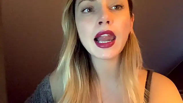 ScarlettSensitive online show from 03/19/26, 04:22