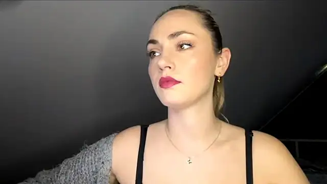 ScarlettSensitive online show from 05/25/26, 06:41