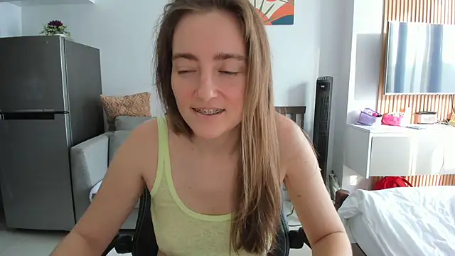 LiaSasha online show from 03/16/26, 08:51