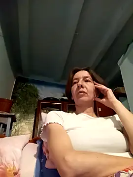 Tania9876 online show from 04/11/26, 06:34