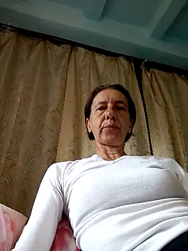 Snapshot of Tania9876 chatting on 05/30/26, 06:21 Tania9876 online show from 05/30/26, 06:21