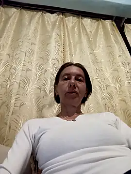 Snapshot of Tania9876 chatting on 06/14/26, 06:54 Tania9876 online show from 06/14/26, 06:54