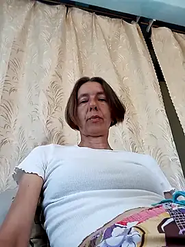 Snapshot of Tania9876 chatting on 06/27/26, 09:58 Tania9876 online show from 06/27/26, 09:58