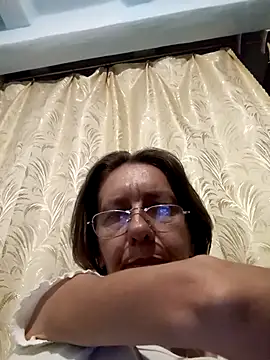 Snapshot of Tania9876 chatting on 06/29/26, 07:03 Tania9876 online show from 06/29/26, 07:03