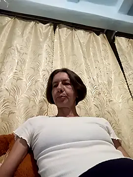 Snapshot of Tania9876 chatting on 07/10/26, 07:27 Tania9876 online show from 07/10/26, 07:27