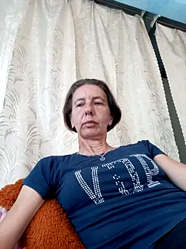 Snapshot of Tania9876 chatting on 07/11/26, 07:33 Tania9876 online show from 07/11/26, 07:33