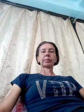 Snapshot of Tania9876 chatting on 07/13/26, 07:22 Tania9876 online show from 07/13/26, 07:22