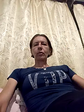 Snapshot of Tania9876 chatting on 07/13/26, 07:27 Tania9876 online show from 07/13/26, 07:27