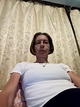 Snapshot of Tania9876 chatting on 07/14/26, 06:46 Tania9876 online show from 07/14/26, 06:46