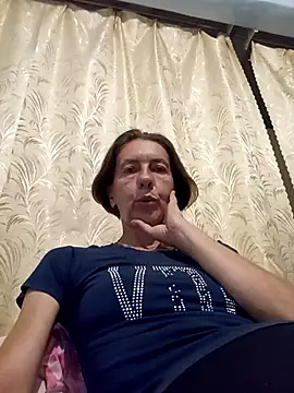Snapshot of Tania9876 chatting on 07/22/26, 07:38 Tania9876 online show from 07/22/26, 07:38