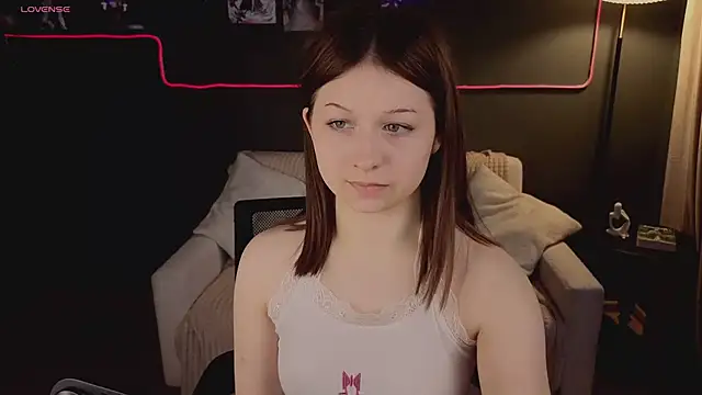 Liv Veil online show from 03/18/26, 12:41