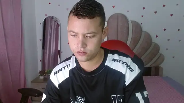 sven fox723 online show from 04/21/26, 11:49