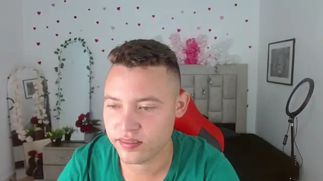 Snapshot of sven_fox723 chatting on 05/04/26, 12:34 sven fox723 online show from 05/04/26, 12:34