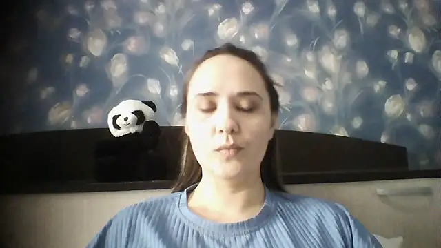 Alisa07qw online show from 03/27/26, 04:07