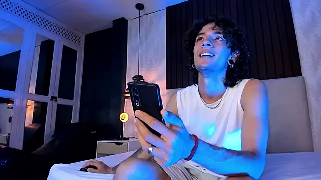 Skinny Mac online show from 03/24/26, 01:27