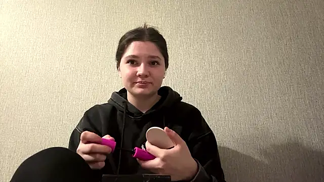 Emmiebutwihu online show from 03/17/26, 08:23