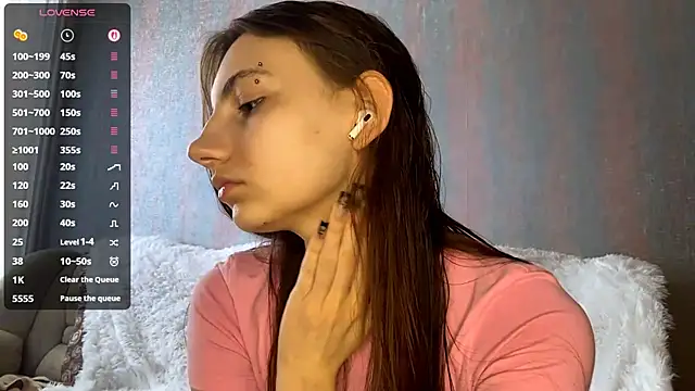 AlisaBloom online show from 04/06/26, 10:05