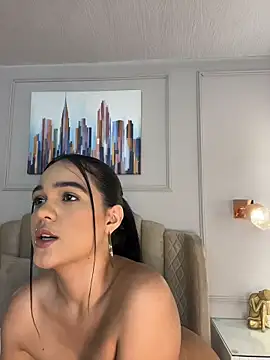 Snapshot of Bella-Ferrer chatting on 05/04/26, 06:59 Bella-Ferrer online show from 05/04/26, 06:59