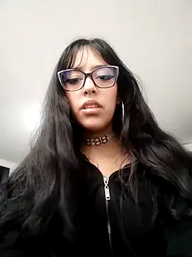 Natalia 27 online show from 03/09/26, 09:41