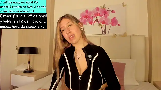 AmberVegaa online show from 04/18/26, 07:58