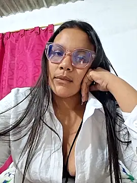 Snapshot of monicarokaforte chatting on 03/15/26, 04:40 monicarokaforte online show from 03/15/26, 04:40